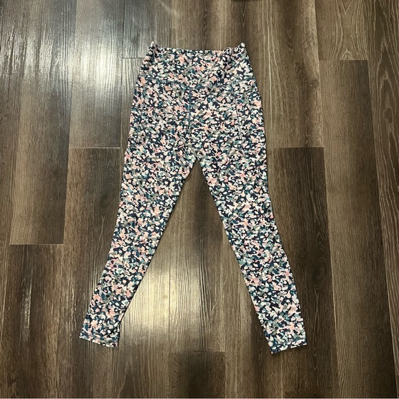 Athleta Salutation Stash Pocket II 7/8 Tight M TALL Sequoia Multi - Picture 3 of 6